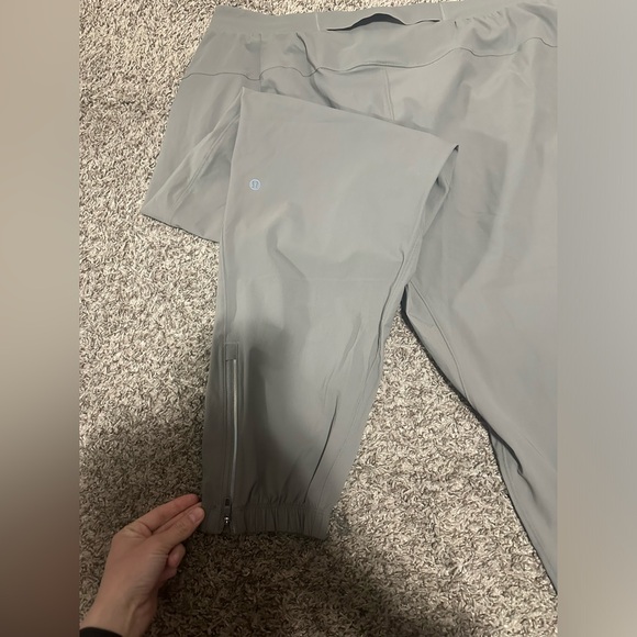 Lululemon surge joggers men’s size xxl - Picture 6 of 7